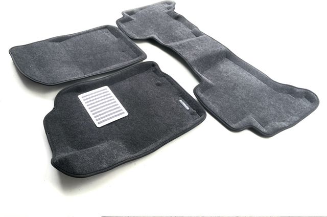 Коврики текстильные Euromat 3D Lux для салона Lexus GX 460 2010-2024 Темно-серые. Артикул EM3D-005115G