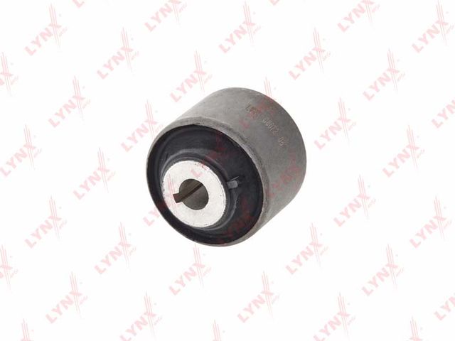 Втулка стабилизатора LYNXauto. Артикул C8072