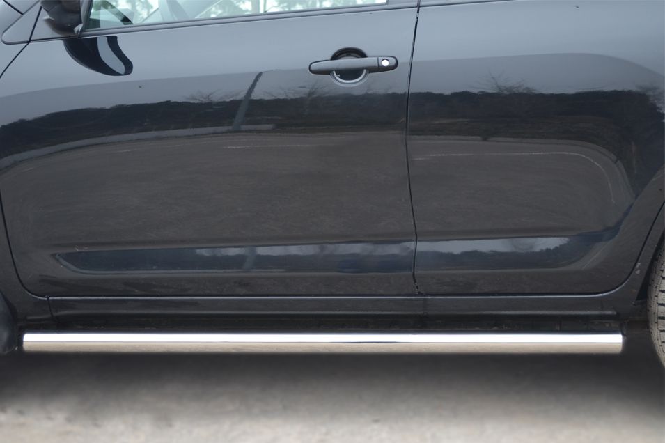 Защита RusStal порогов труба d76 (вариант 3) для Toyota RAV4 III (длинная база) 2010-2012. Артикул TRLT-1001503