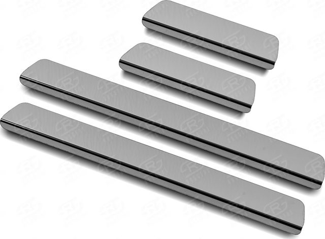 Накладки RusStal на пороги (лист нерж. зеркальный) для Hyundai Solaris II 2017-2026. Артикул HYSOL17-01