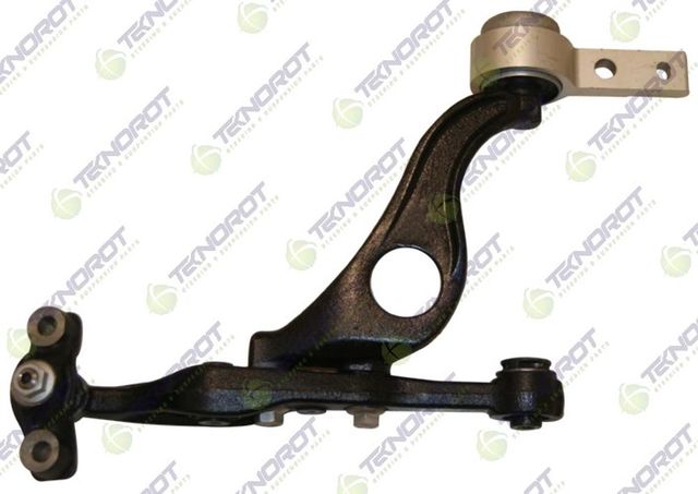 Поперечный рычаг передней подвески Teknorot. Артикул MA-725
