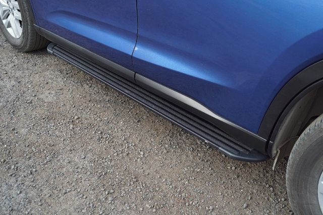 Пороги алюминиевые ТСС Slim Line Black 1720 мм для GAC GS5 1.5T 2WD 2020-2023. Артикул GACGS520-03B