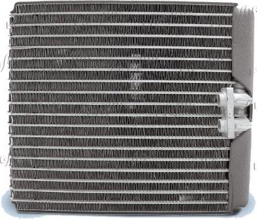 Испаритель кондиционера FrigAir для Toyota Camry 20 (V20, XV20) 1996-2002. Артикул 715.30006