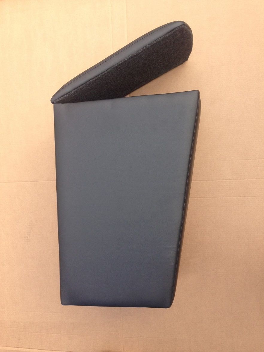 Подлокотник Alvi-Style для Volkswagen T4 1990-2003. Артикул AL-PO80