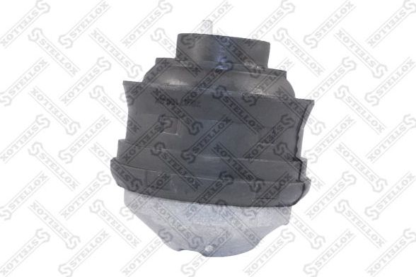 Подушка (опора) двигателя Stellox. Артикул 25-17169-SX