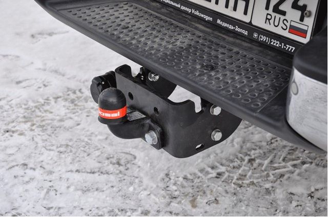 Фаркоп Oris (ранее Bosal) для Volkswagen Amarok (с бампером) 2010-2026. Фланцевое крепление. Артикул 2192-F