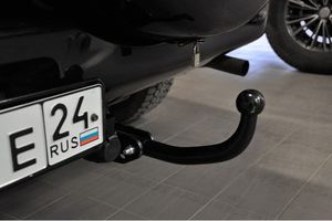 Фаркоп Трейлер для Suzuki Grand Vitara III 5-дв. с запасным колесом на двери 2005-2015. Артикул 7900