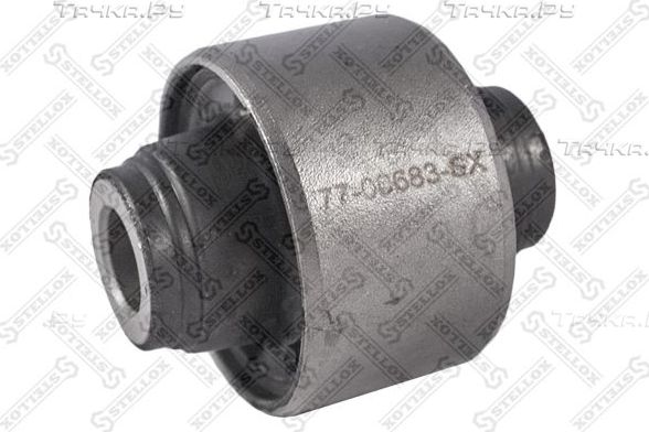 Сайлентблок переднего рычага подвески Stellox. Артикул 77-00683-SX