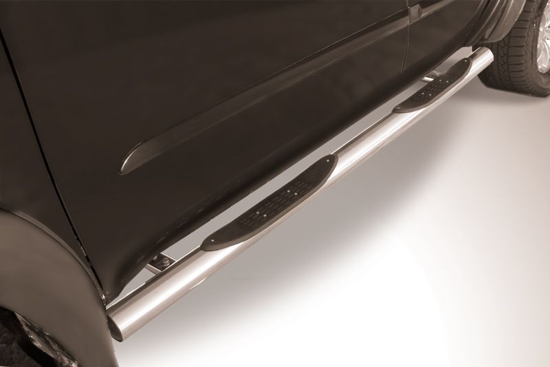 Пороги Slitkoff труба d76 с проступями для Mitsubishi Pajero Sport I 1998-2010. Артикул MPS007