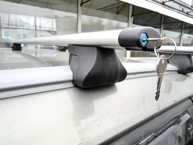 Багажник на интегрированные рейлинги INTER Integra для BMW X5 E70 5-дв. 2008-2013 (Аэродинамические дуги с замком). Артикул 5517+1107
