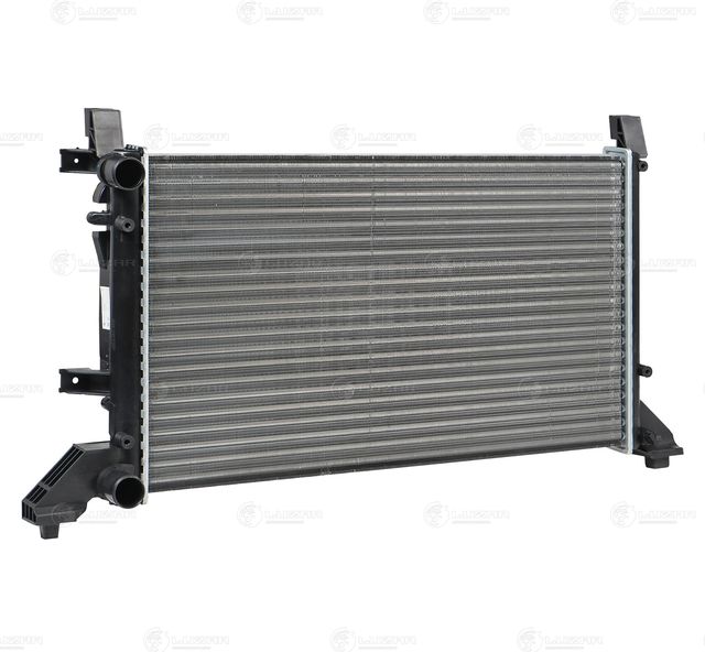 Радиатор охлаждения двигателя Luzar для Volkswagen LT II 1996-2006. Артикул LRc 1840