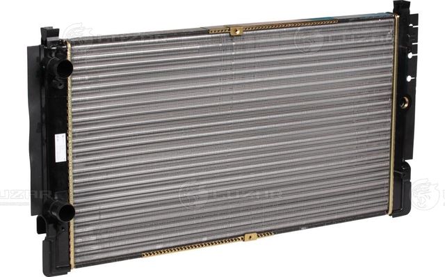 Радиатор охлаждения двигателя Luzar для Volkswagen Transporter T4 1990-2003. Артикул LRc 1871