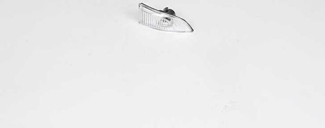 Поворотник (фонарь указателя поворота) BSG левый для Renault Megane III 2008-2016. Артикул BSG 75-916-002