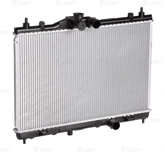 Радиатор охлаждения двигателя Luzar для Nissan Juke I 2013-2019. Артикул LRc 141EE