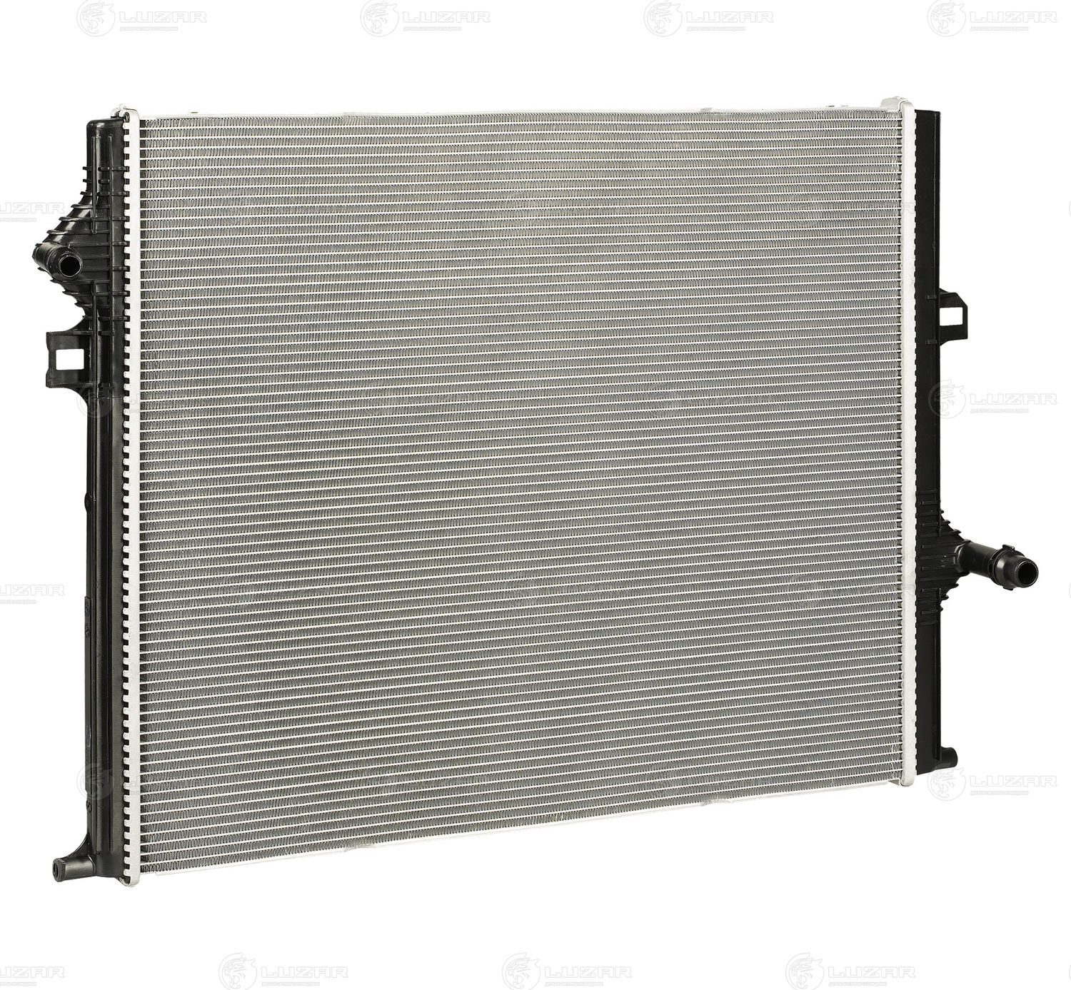 Радиатор охлаждения двигателя Luzar для BMW 2 F22 2015-2026. Артикул LRc 2613