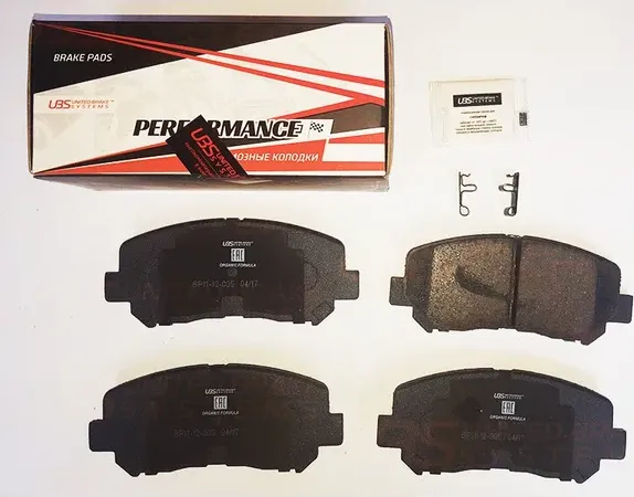 Премиум тормозные колодки для MAZDA CX-5 11- передние  в комплекте со смазкой (5гр.) (UBS). Артикул bp1112005