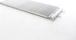 Радиатор кондиционера (конденсатор) BSG (алюминий). Артикул BSG 30-525-025