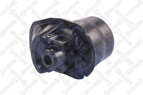 Сайлентблок переднего рычага подвески Stellox. Артикул 87-98058-SX