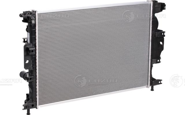 Радиатор охлаждения двигателя Luzar для Ford Mondeo V 2015-2026. Артикул LRc 1042