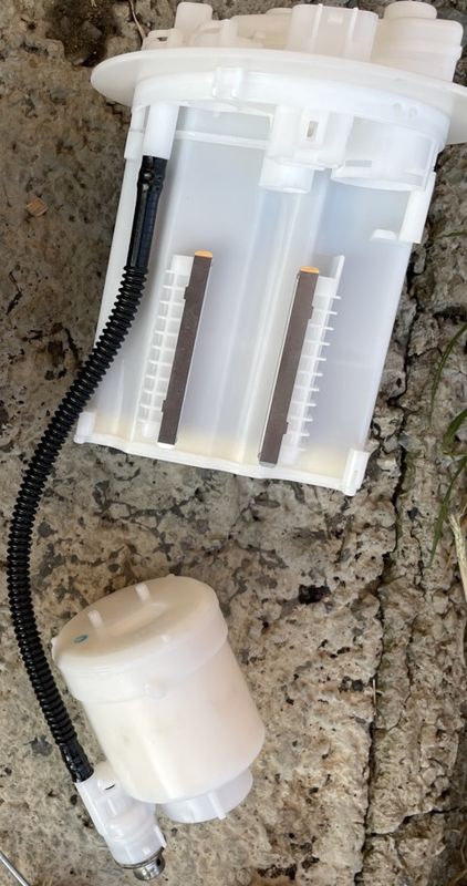 Топливный фильтр Toyota для Lexus CT I 2010-2018. Артикул 7702412170