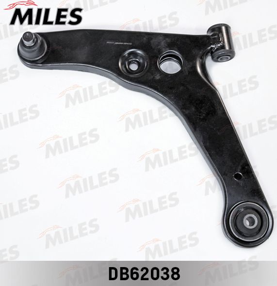 Поперечный рычаг передней подвески Miles (Листовая сталь). Артикул DB62038