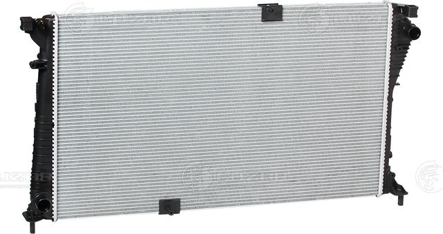 Радиатор охлаждения двигателя Luzar для Opel Vivaro A 2006-2014. Артикул LRc 2165