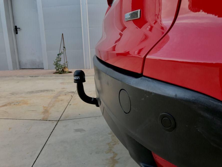 Фаркоп Aragon (быстросъемный крюк, горизонтальное крепление) для Ford Focus III универсал 2011-2019. Артикул E2012CS