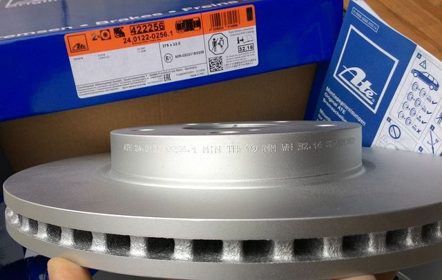 Тормозной диск ATE передний для Toyota Corolla E140, E150 2006-2013. Артикул 24.0122-0256.1