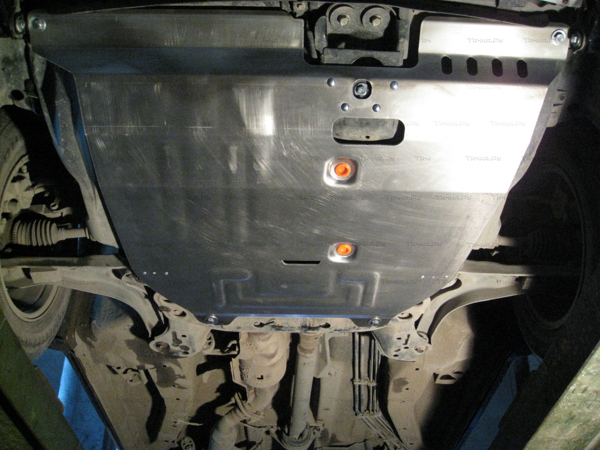 Защита алюминиевая Alfeco для картера и КПП Ford Escape 2008-2012. Артикул ALF.07.18 AL4