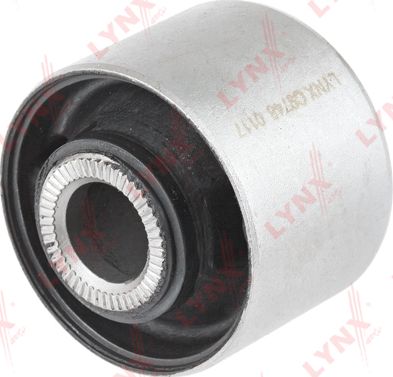 Сайлентблок переднего рычага подвески LYNXauto. Артикул C9748