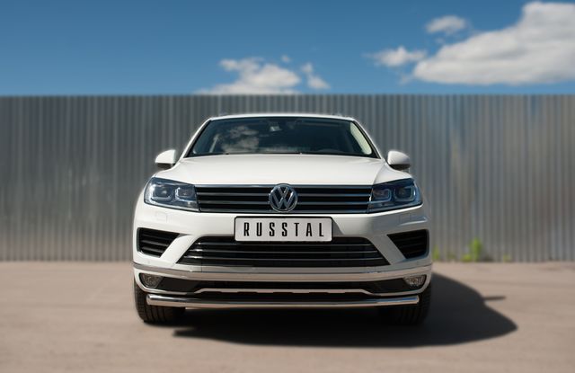 Защита RusStal переднего бампера d63 (секции) для Volkswagen Touareg II рестайлинг 2014-2018. Артикул VWTZ-002125
