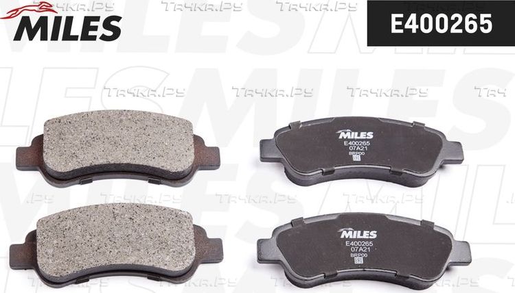 Тормозные колодки Miles (Low-Metallic) передние для Citroen C4 I 2004-2011. Артикул E400265