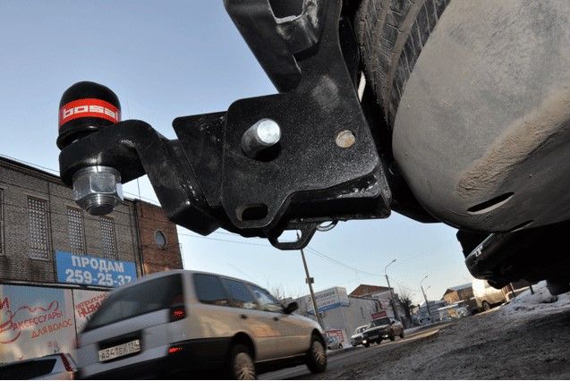 Балка Bosal для фаркопа под квадрат (с шаром типа E) для Mitsubishi Outlander XL 2007-2012. Артикул 4165-E