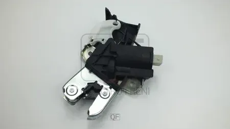 Замок багажника (Quattro Freni). Артикул qf22h00026