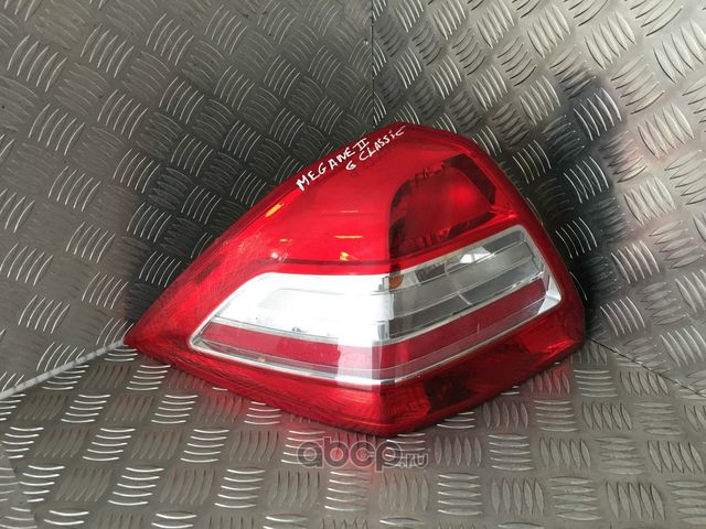 Фонарь задний Renault. Артикул 8200417345