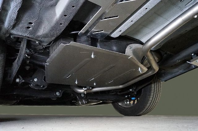 Защита алюминиевая ТСС (4 мм) для бака и адсорбера Jetour Dashing 2023-2026. Артикул ZKTCC00612