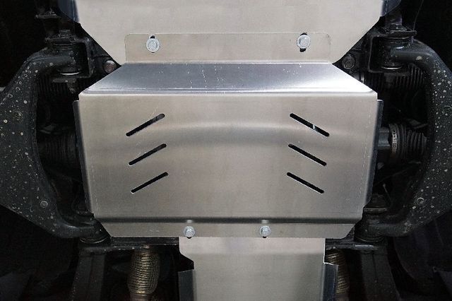 Защита алюминиевая ТСС (4 мм) для переднего моста Tank 500 2023-2026. Артикул ZKTCC00623