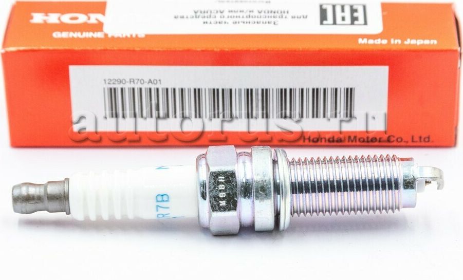 Свеча зажигания Honda. Артикул 12290R70A01
