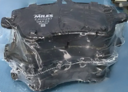 Тормозные колодки Miles (Low-Metallic). Артикул E400287