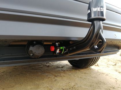 Фаркоп Westfalia (оригинал) для Volkswagen Tiguan II 2016-2024. Быстросъемный крюк. Артикул 321907600001