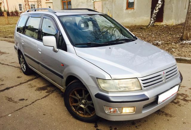 Дефлекторы Heko для окон Mitsubishi Space Wagon 1997-2003. Артикул 23355