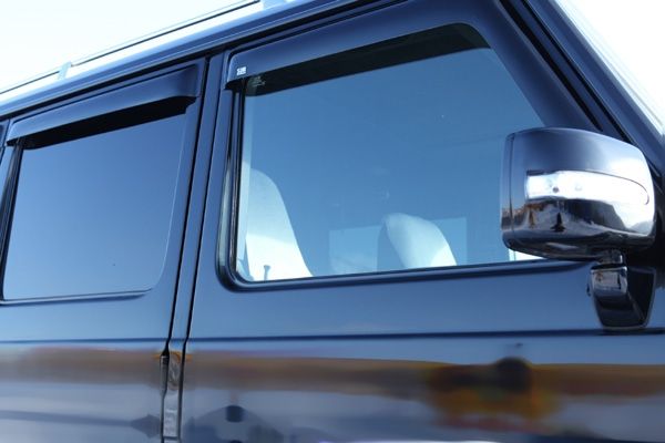 Дефлекторы SIM для окон Mercedes-Benz G-Класс W463 1990-2018. Артикул SMERG9032
