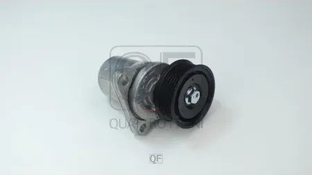 Натяжитель приводного ремня в сборе (Quattro Freni). Артикул qf31p00019