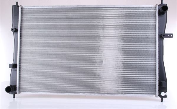 Радиатор охлаждения двигателя Nissens. Артикул 68184