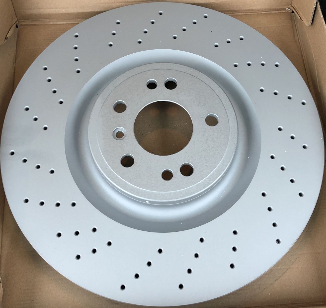 Тормозной диск Zimmermann Coat Z. Артикул 400.3684.20