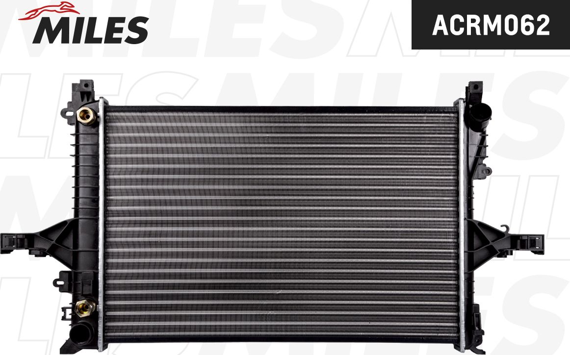 Радиатор охлаждения двигателя Miles (алюминий). Артикул ACRM062