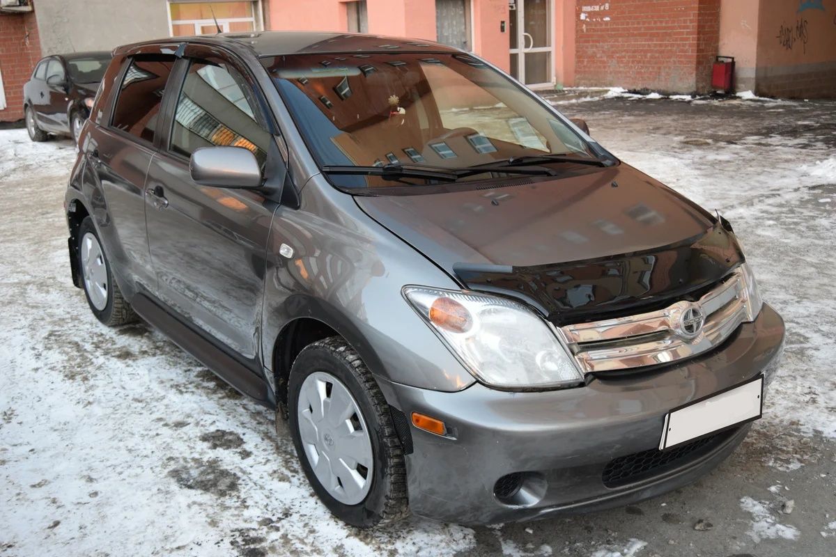 Дефлекторы Cobra Tuning для окон Toyota Ist I 2002-2006. Артикул T21402