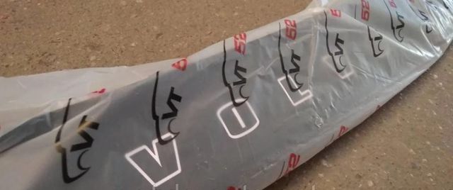 Дефлектор Vip-Tuning для капота Volvo V70 II 2000-2007. Артикул VV03