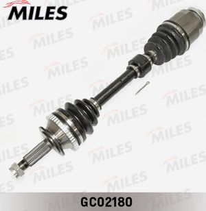 Полуось (привод в сборе, приводной вал) Miles передняя правая для Kia Magentis I 2001-2001. Артикул GC02180