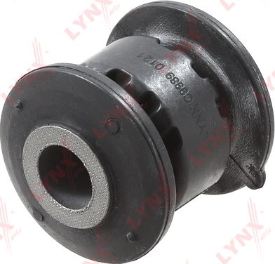 Сайлентблок переднего рычага подвески LYNXauto. Артикул C9989